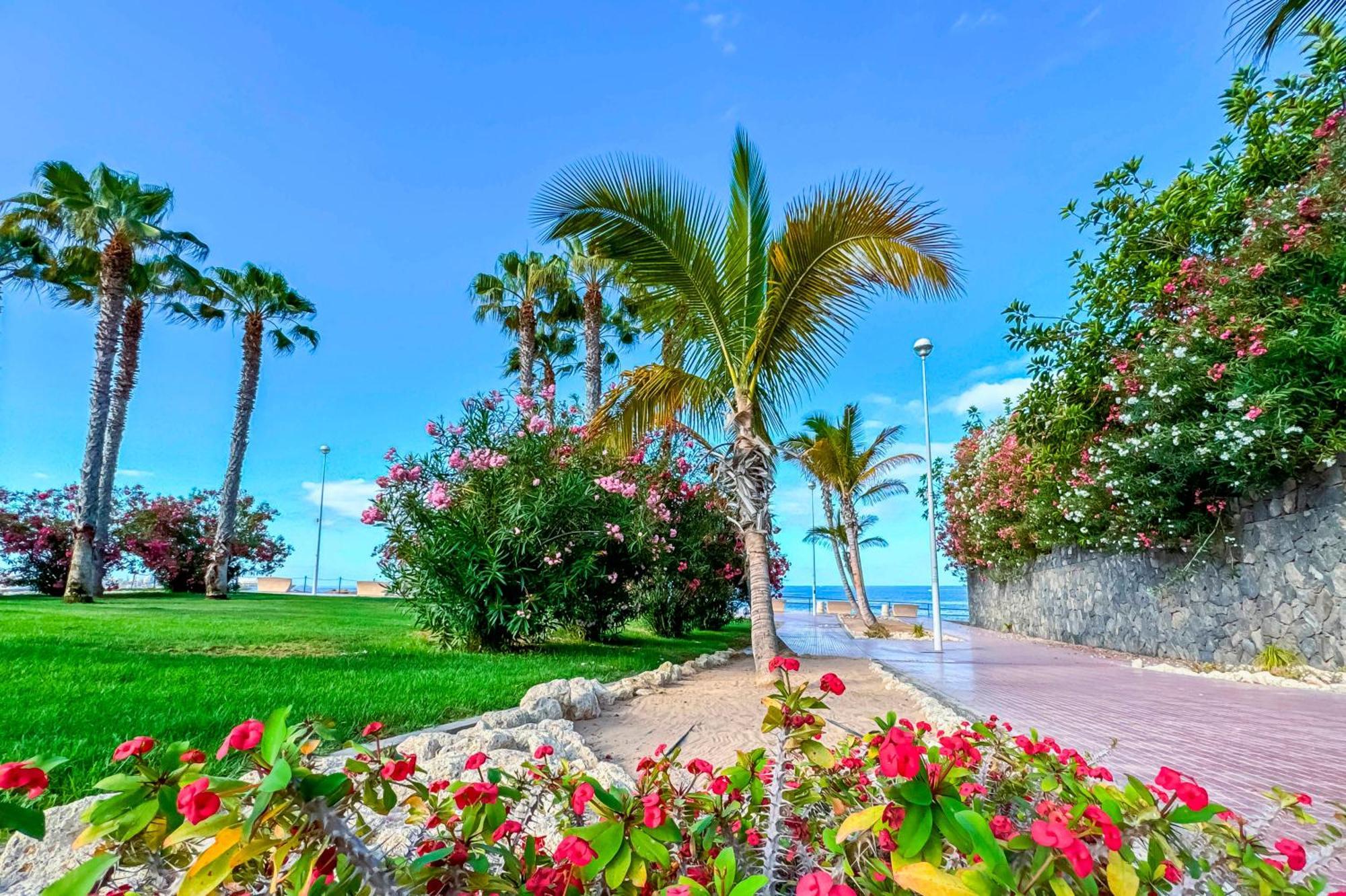 Parque Del Sol Apartahotel