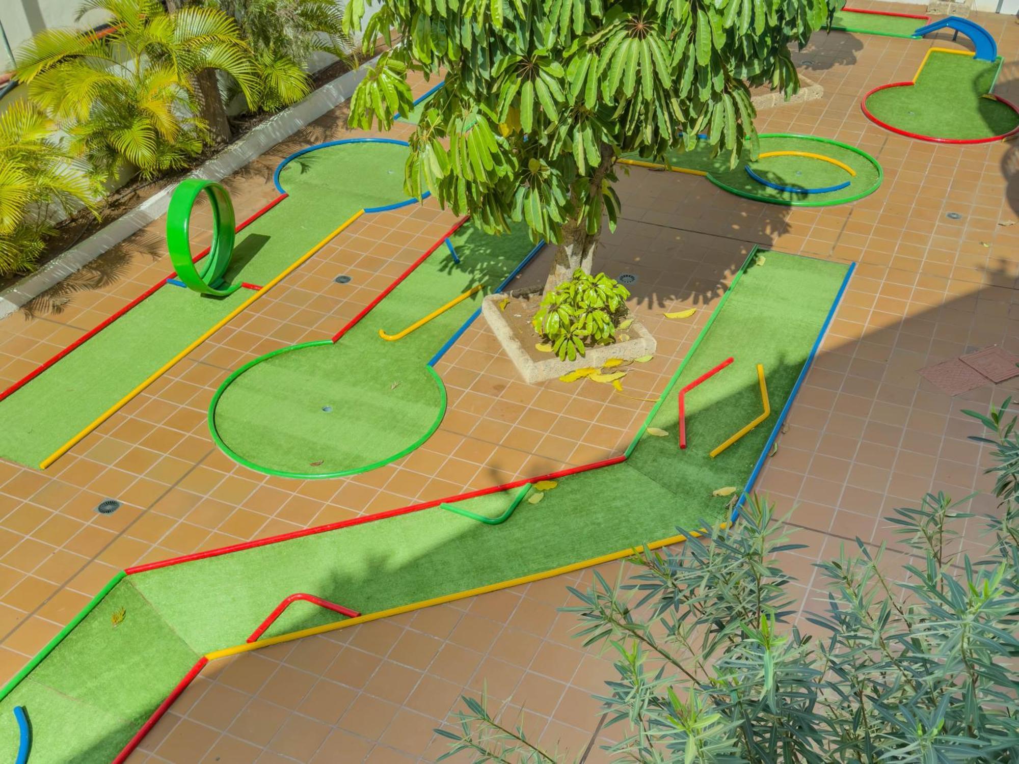 Parque Del Sol 3*